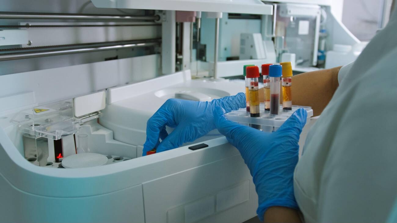 Clean laboratory